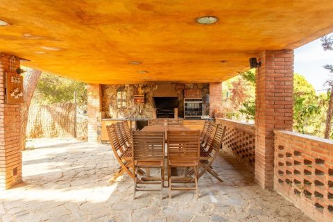 Сasa de 5 dormitorios en venta en Sant Andreu de Llavaneres, Barcelona, Cataluña, Spain № 3631 - foto 5