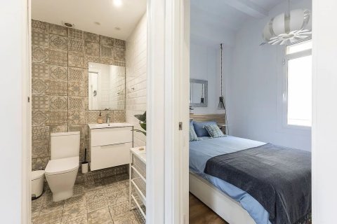 2 bedrooms apartment for sale in Barcelona, Catalonia, Spain № 3629 - photo 16