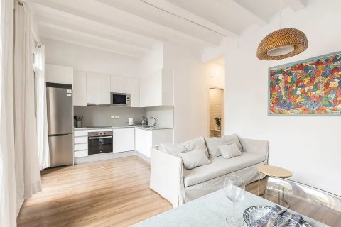 2 bedrooms apartment for sale in Barcelona, Catalonia, Spain № 3629 - photo 2