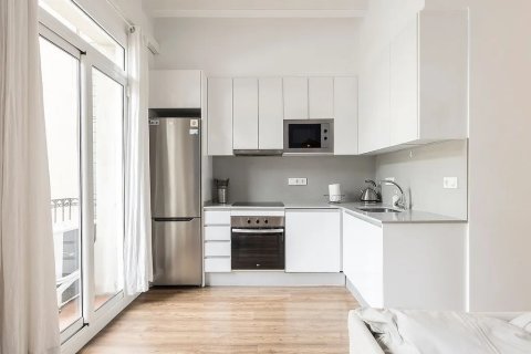 2 bedrooms apartment for sale in Barcelona, Catalonia, Spain № 3629 - photo 10