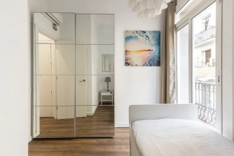 2 bedrooms apartment for sale in Barcelona, Catalonia, Spain № 3629 - photo 24