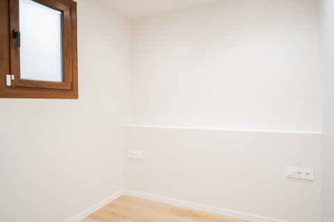 3 bedrooms apartment for sale in Barcelona, Catalonia, Spain № 3626 - photo 12