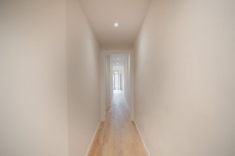 3 bedrooms apartment for sale in Barcelona, Catalonia, Spain № 3626 - photo 23