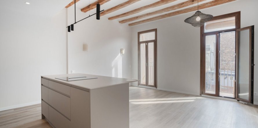3 bedrooms apartment for sale in Barcelona, Catalonia, Spain № 3626