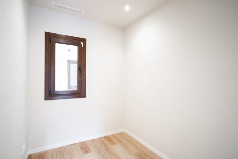 3 bedrooms apartment for sale in Barcelona, Catalonia, Spain № 3626 - photo 11