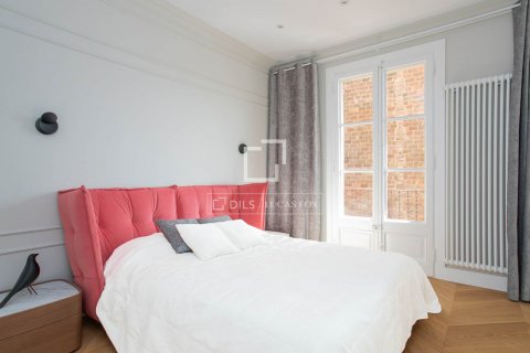 Купить квартиру в Барселона, Испания с 5 спален, 128м², № 8500 - фото 16