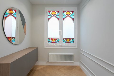 Купить квартиру в Барселона, Испания с 5 спален, 128м², № 8500 - фото 14