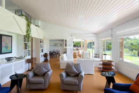 7 bedrooms villa for sale in Sant Vicenc De Montalt, Barcelona, Catalonia, Spain № 8501 - photo 6
