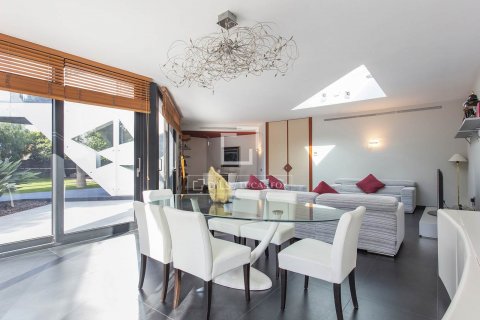 5 bedrooms villa for sale in Sitges, Barcelona, Catalonia, Spain № 8499 - photo 6