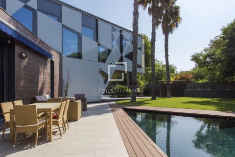 5 bedrooms villa for sale in Sitges, Barcelona, Catalonia, Spain № 8499