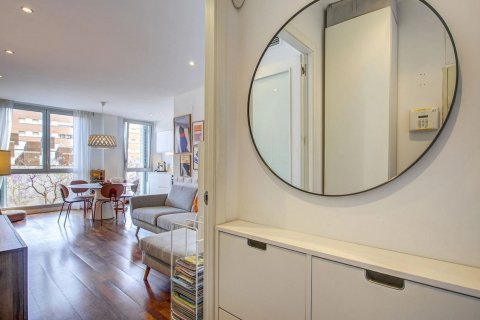 2 chambres apartment à vendre à Barcelona, Catalonia, Spain № 8918 - photo 25