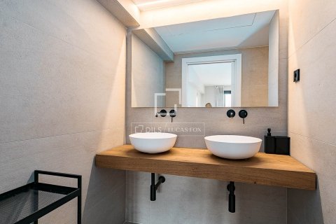 3 bedrooms apartment for sale in Barcelona, Catalonia, Spain № 6828 - photo 23