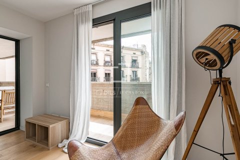 3 bedrooms apartment for sale in Barcelona, Catalonia, Spain № 6828 - photo 15