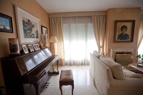 7 bedrooms house for sale in Catalonia, Spain № 7038 - photo 10