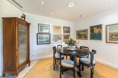 Купить дом в Кастельдефельс, Испания с 5 комнат, 351м², № 7035 - фото 11