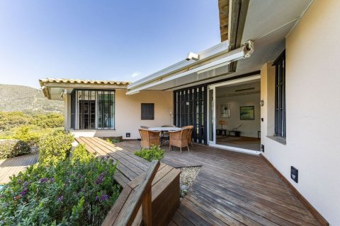 Купить дом в Кастельдефельс, Испания с 5 комнат, 351м², № 7035 - фото 5