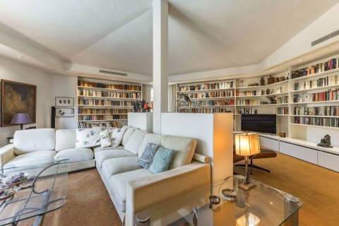 Купить дом в Кастельдефельс, Испания с 5 комнат, 351м², № 7035 - фото 10