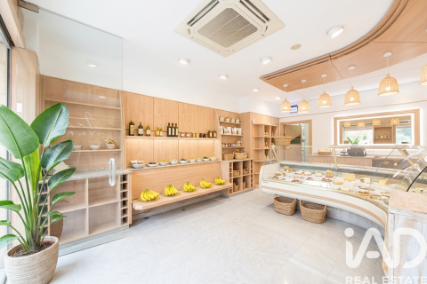 65 sq.m. commercial property for rent in Barcelona, Catalonia, Spain № 8419 - photo 2