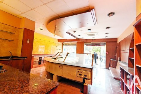 65 sq.m. commercial property for rent in Barcelona, Catalonia, Spain № 8419 - photo 3