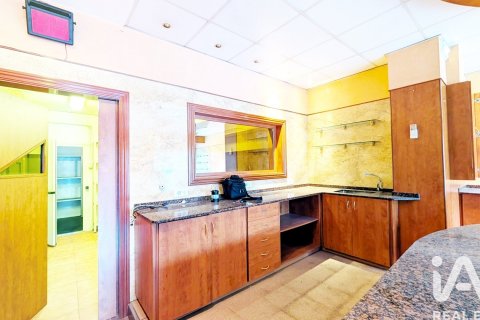 65 sq.m. commercial property for rent in Barcelona, Catalonia, Spain № 8419 - photo 11