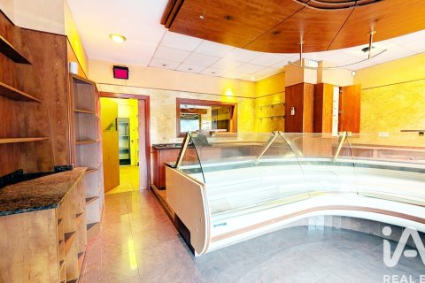 65 sq.m. commercial property for rent in Barcelona, Catalonia, Spain № 8419 - photo 7