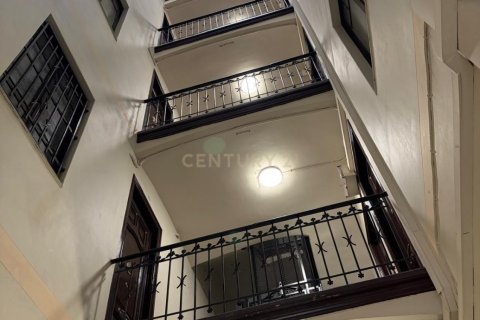 5 bedrooms apartment for sale in Barcelona, Catalonia, Spain № 8425 - photo 6