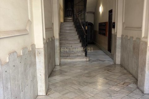 5 bedrooms apartment for sale in Barcelona, Catalonia, Spain № 8425 - photo 2