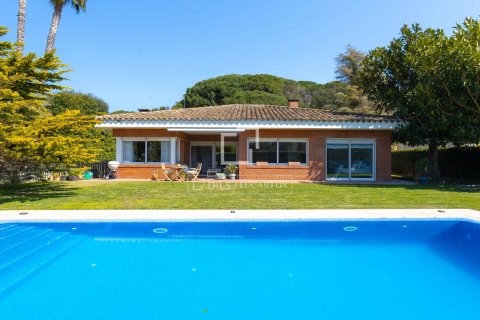 4 bedrooms villa for sale in Sant Vicenc De Montalt, Barcelona, Catalonia, Spain № 6517 - photo 2