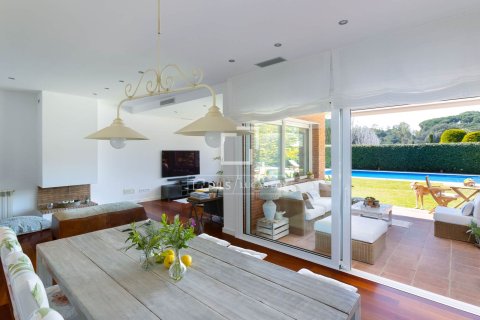 4 bedrooms villa for sale in Sant Vicenc De Montalt, Barcelona, Catalonia, Spain № 6517 - photo 6