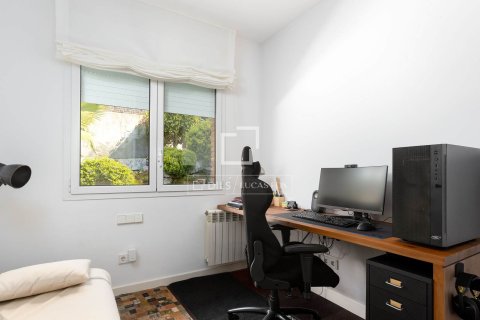 4 bedrooms villa for sale in Sant Vicenc De Montalt, Barcelona, Catalonia, Spain № 6517 - photo 22