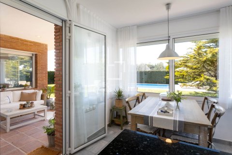 4 bedrooms villa for sale in Sant Vicenc De Montalt, Barcelona, Catalonia, Spain № 6517 - photo 12