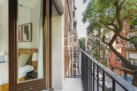 2 bedrooms apartment for sale in Barcelona, Catalonia, Spain № 8946 - photo 5
