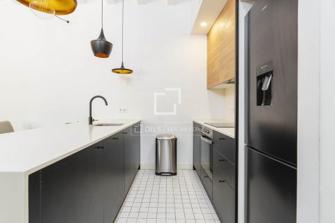 2 bedrooms apartment for sale in Barcelona, Catalonia, Spain № 8946 - photo 20
