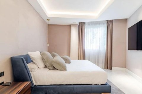 5 bedrooms apartment for sale in Barcelona, Catalonia, Spain № 4610 - photo 14