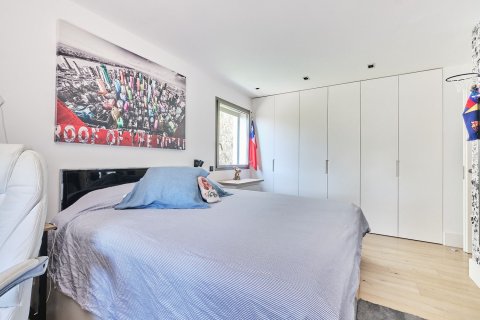 Сasa de 7 dormitorios en venta en Barcelona, Cataluña, Spain № 4609 - foto 26