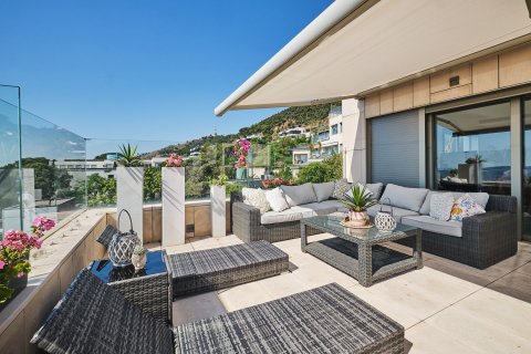 Сasa de 7 dormitorios en venta en Barcelona, Cataluña, Spain № 4609 - foto 3