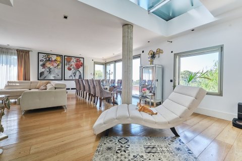 Сasa de 7 dormitorios en venta en Barcelona, Cataluña, Spain № 4609 - foto 9