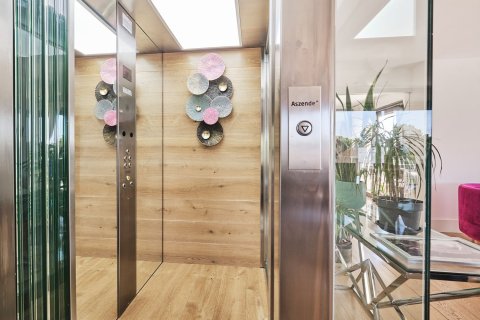 Сasa de 7 dormitorios en venta en Barcelona, Cataluña, Spain № 4609 - foto 22