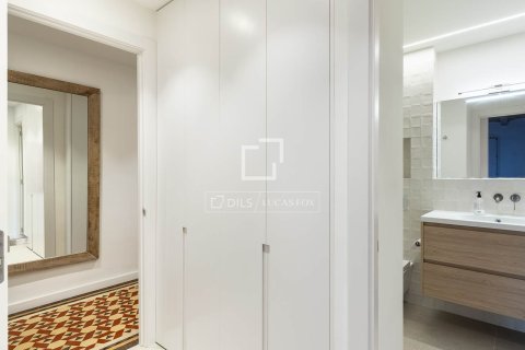 Купить квартиру в Барселона, Испания с 3 спальни, 132м², № 4073 - фото 28