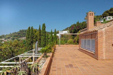 6 bedrooms house for sale in Blanes, Girona, Catalonia, Spain № 6192 - photo 3