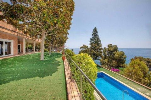 6 bedrooms house for sale in Blanes, Girona, Catalonia, Spain № 6192