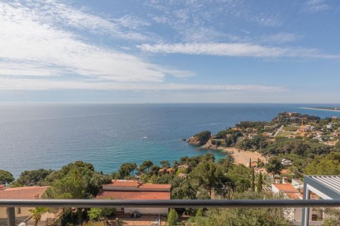5 bedrooms house for sale in Blanes, Girona, Catalonia, Spain № 6193 - photo 3