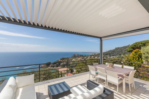 5 bedrooms house for sale in Blanes, Girona, Catalonia, Spain № 6193 - photo 2
