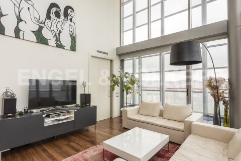 3 bedrooms penthouse for sale in Sant Marti, Barcelona, Catalonia, Spain № 2647 - photo 21