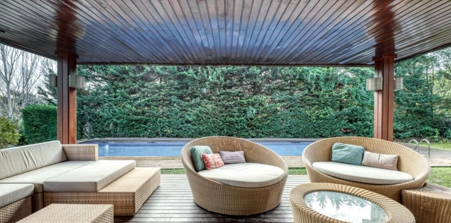 6 bedrooms house for sale in Sant Cugat Del Valles, Barcelona, Catalonia, Spain № 1438