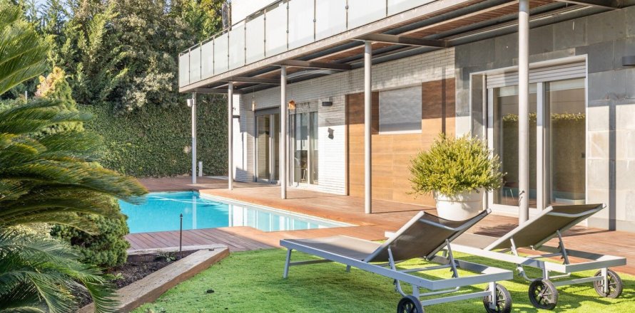 5 bedrooms house for sale in Sant Cugat Del Valles, Barcelona, Catalonia, Spain № 1439