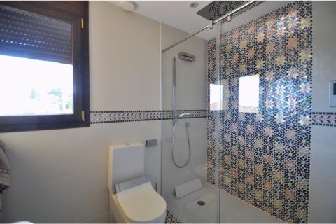 8 bedrooms house for sale in Lloret de Mar, Girona, Catalonia, Spain № 1362 - photo 9
