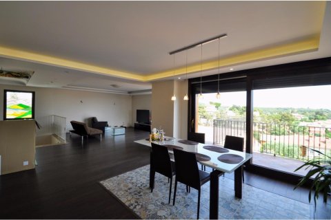 8 bedrooms house for sale in Lloret de Mar, Girona, Catalonia, Spain № 1362 - photo 6