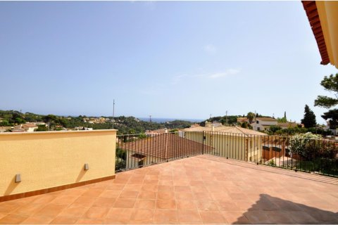8 bedrooms house for sale in Lloret de Mar, Girona, Catalonia, Spain № 1362 - photo 3