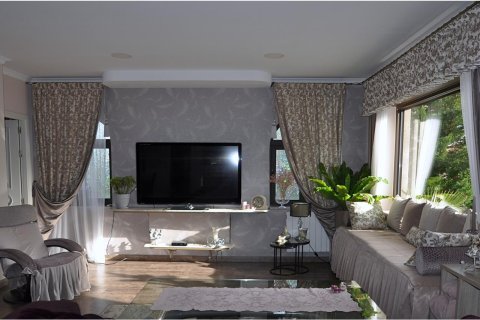 5 bedrooms house for sale in Lloret de Mar, Girona, Catalonia, Spain № 1361 - photo 5